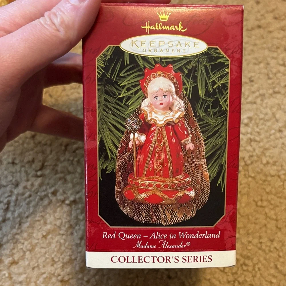 Hallmark Keepsake Red Queen Doll Ornament - Alice in Wonderland
